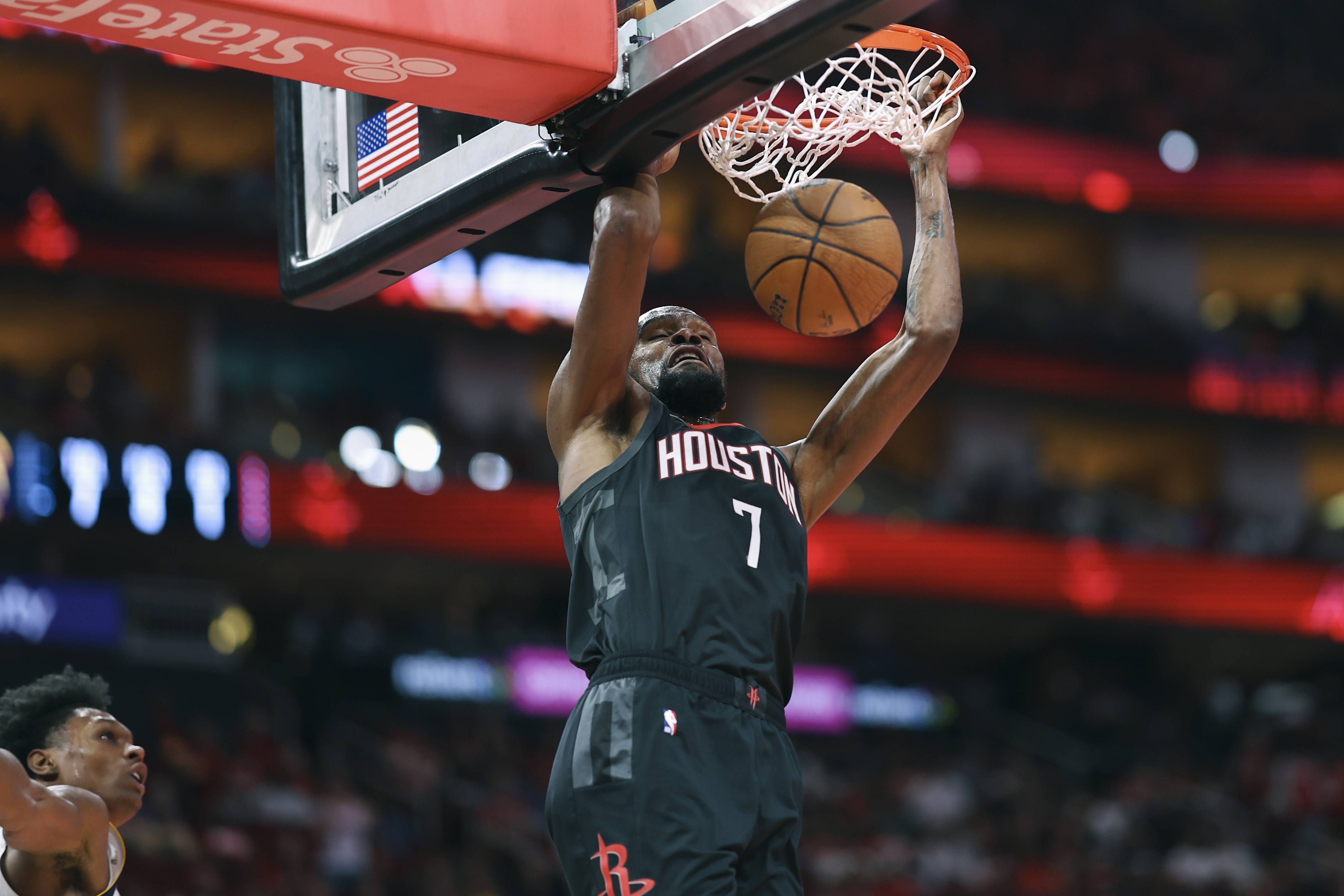 哈登刷新里程碑，武汉三镇常规赛力克休斯顿火箭，晋级概率达73％的简单介绍